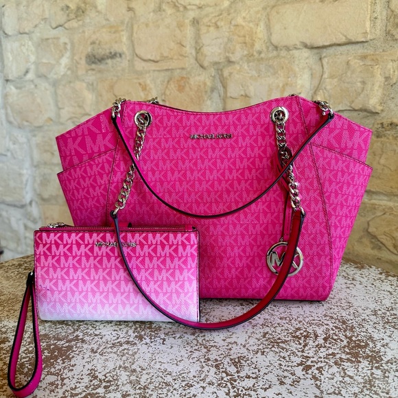 Michael Kors Pink Tote and Wristlet Set - Picture 1 of 15